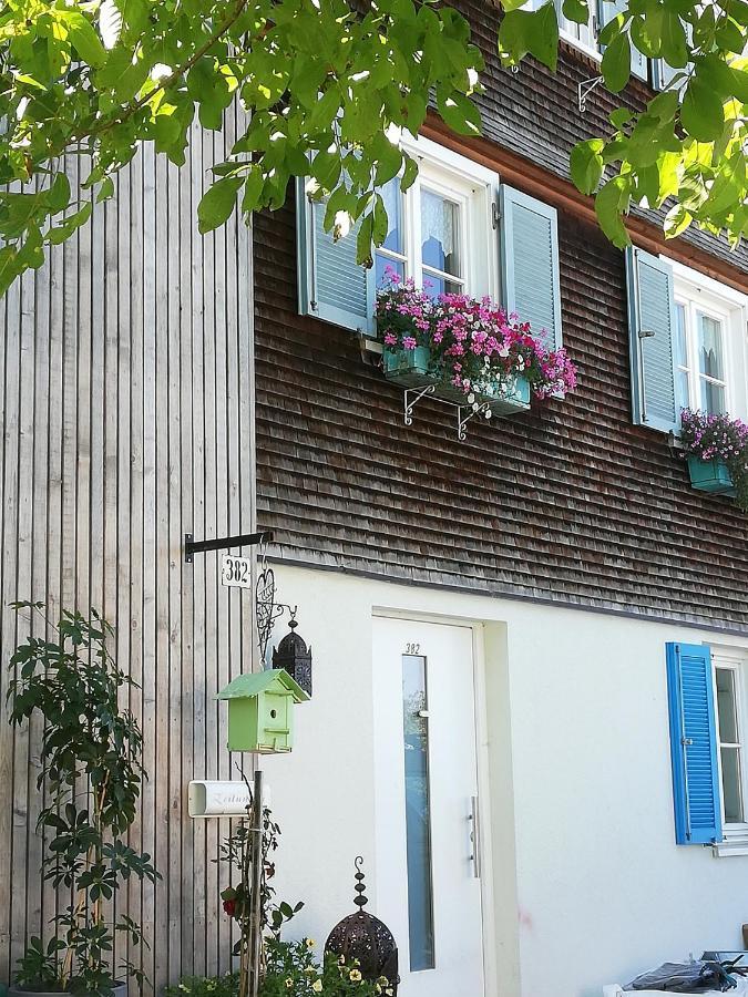 Gemuetliche Wohnung In Einfamilienhaus Alberschwende Exterior foto
